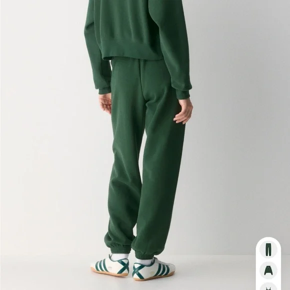 Aritzia Campus Green Crewneck Sweatshirt and Jogger Set - Picture 5 of 6